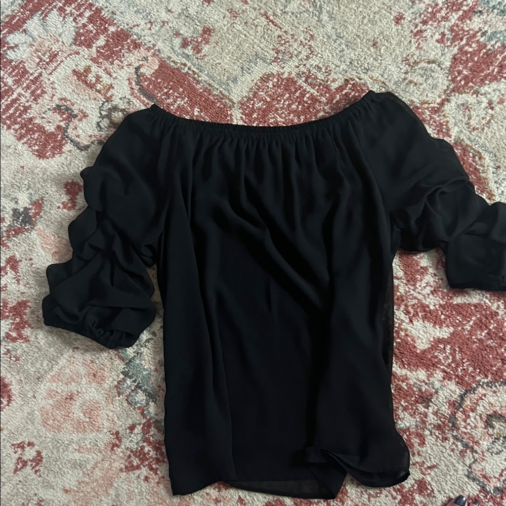 Coco Bianco Black Off-Shoulder Blouse